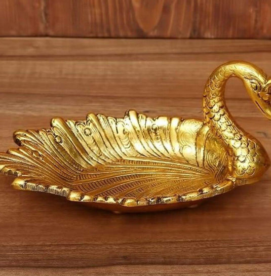 Gold Plated Metal Swan Napkin Holder Showpiece in Berlin