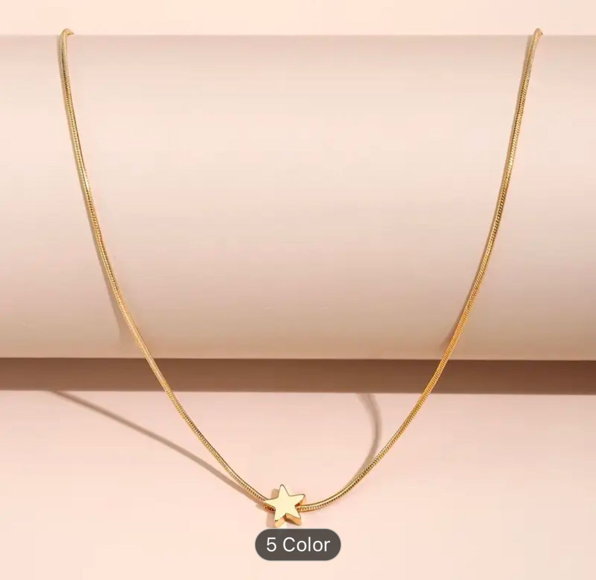 Elegant Gold-Plated Star Pendant Necklace in Germany