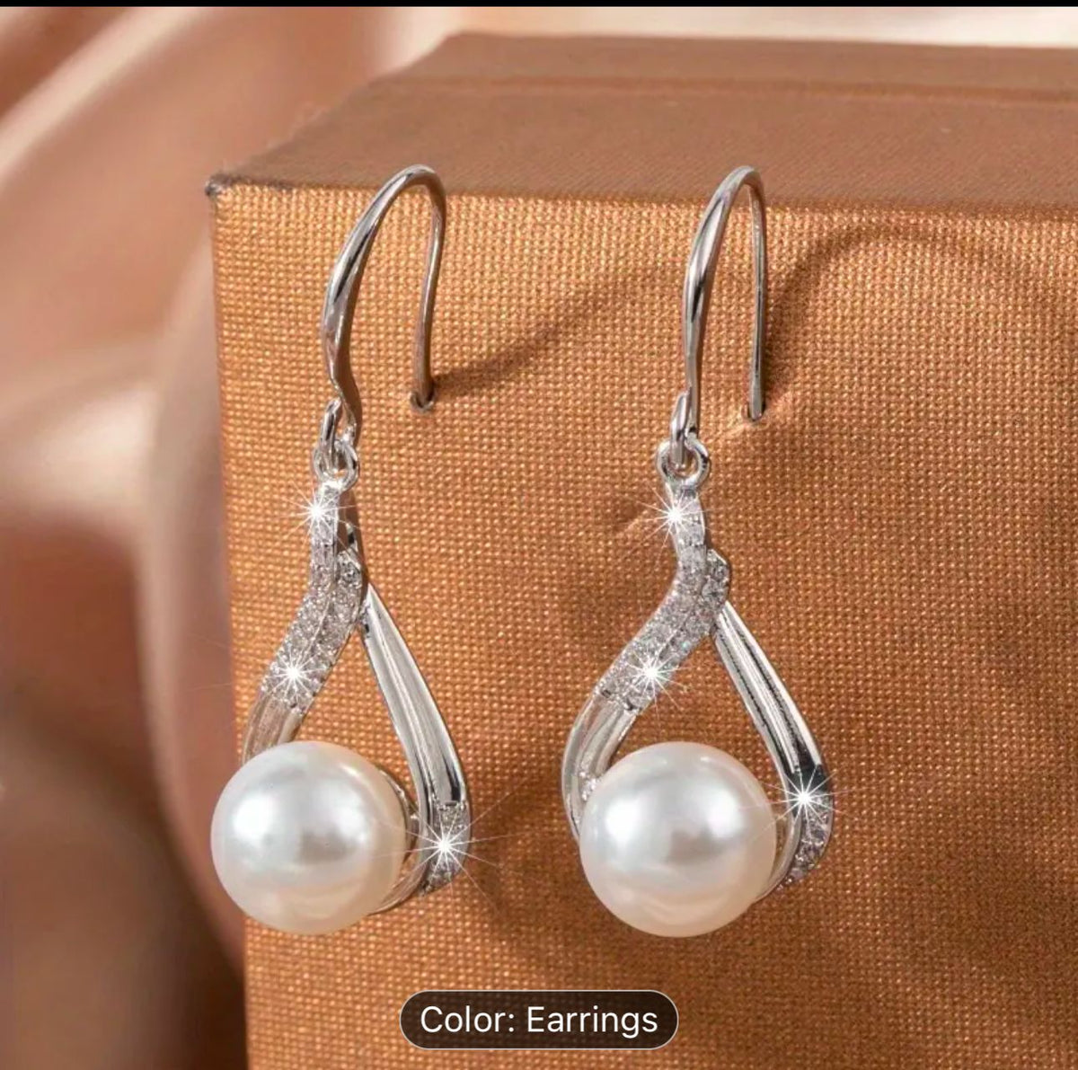 Sterling Silver Twisted Drop Pearl Necklace and Earrings set in Munich