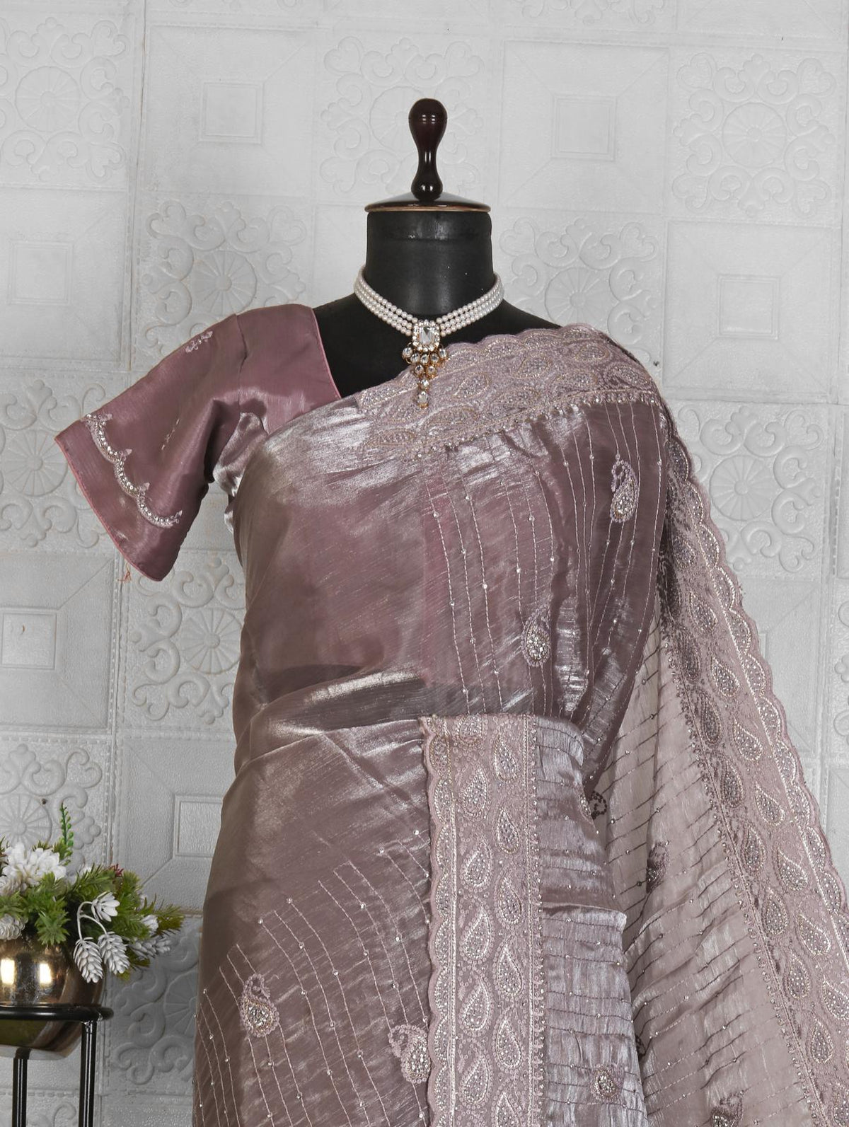 Chiffon Embroidered Saree Set Munich