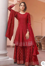 Chinnon with heavy Embroidery work Suit in Berlin