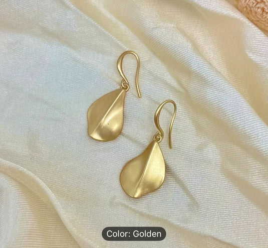 Tear Drop Earrings in Germany