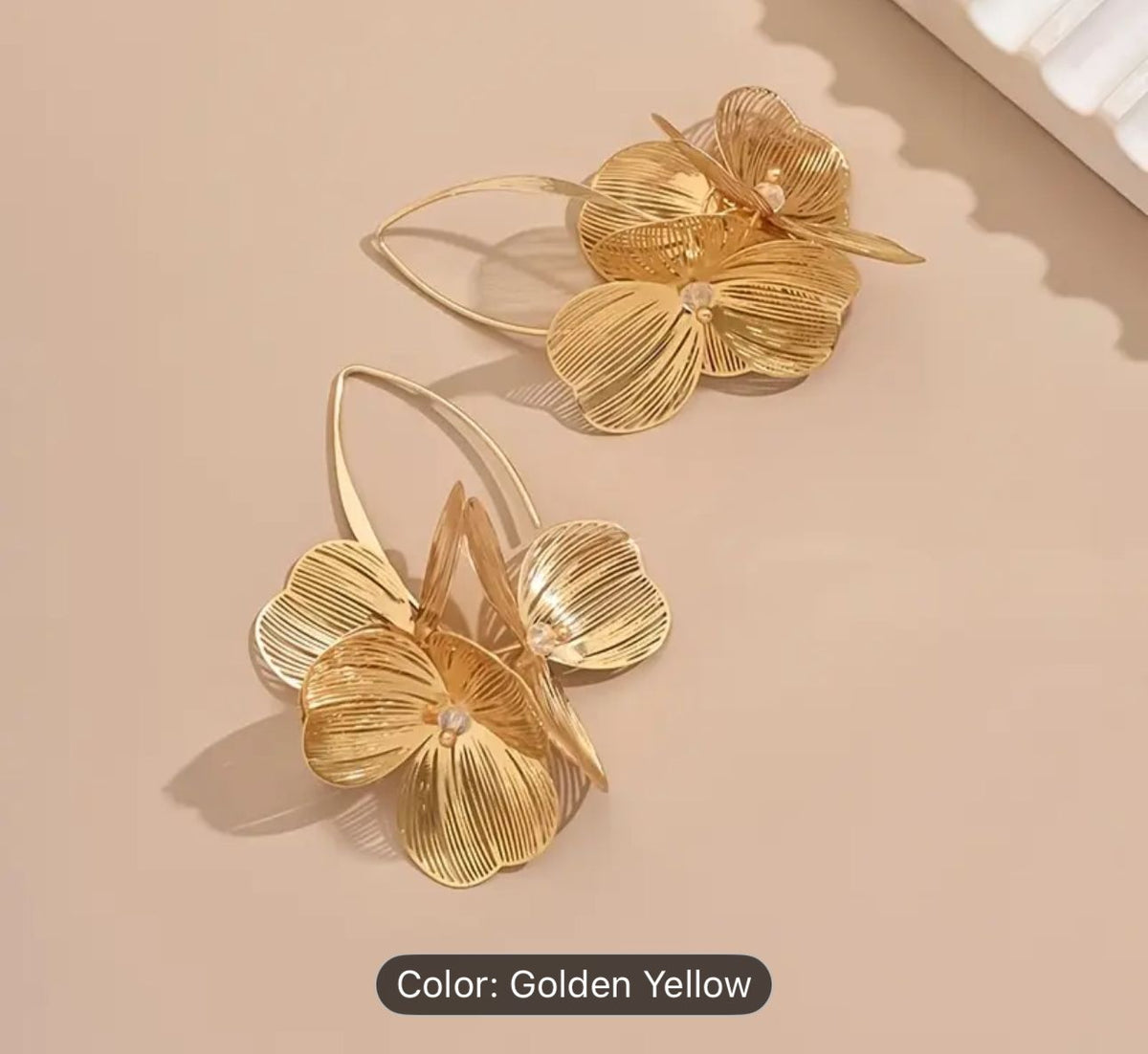 Filigree Flower Drop Earrings in Berlin