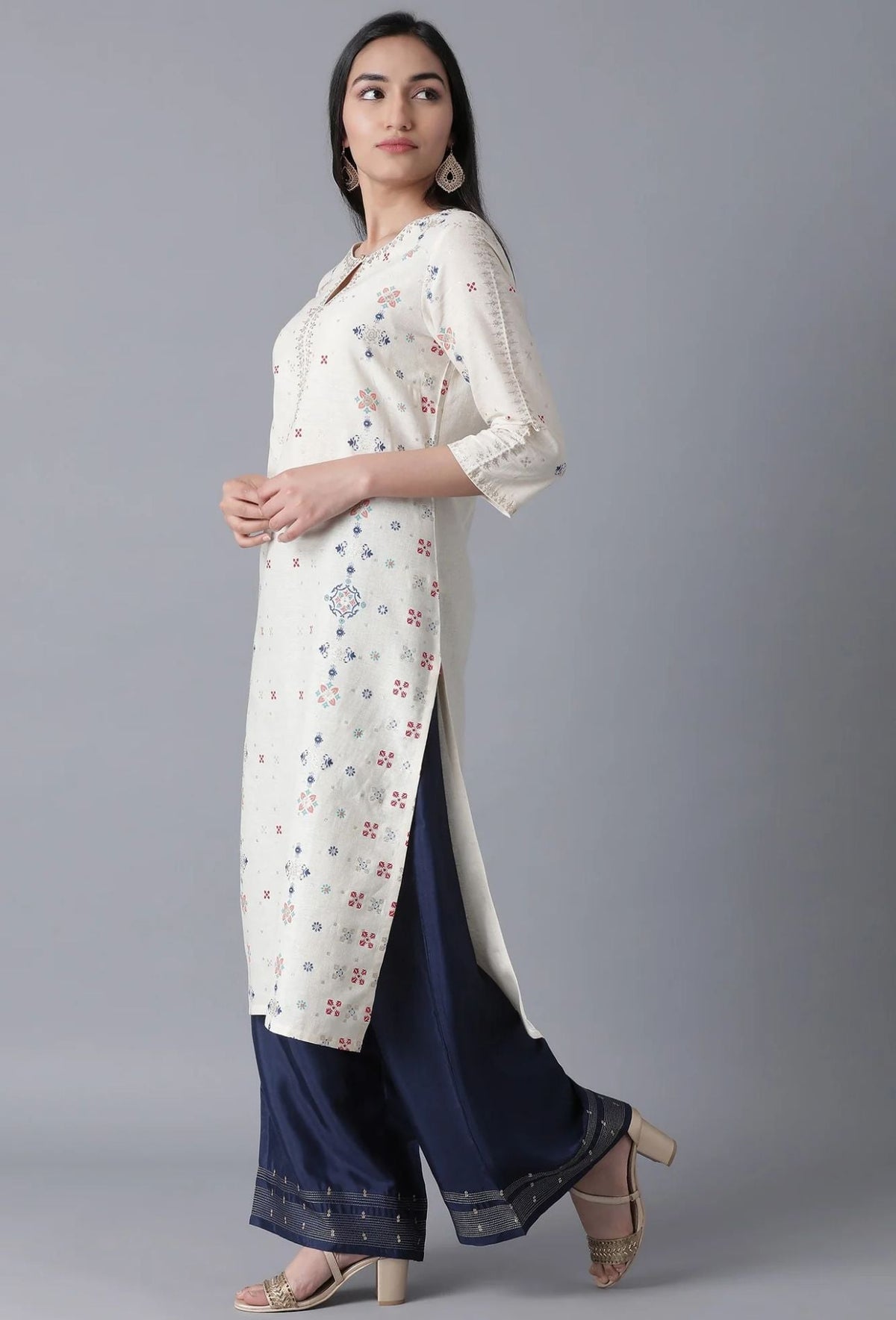 Ecru Straight kurta in Germany