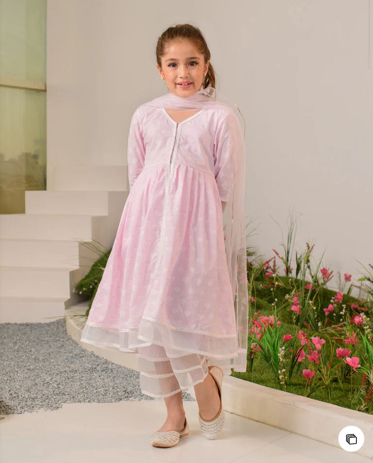 Pink printed Kurta with Palazzos with dupatta in Germany