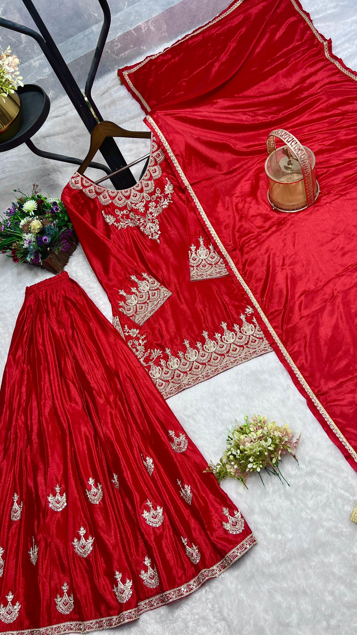 PURE CHINON SILK SUIT IN GERMANY