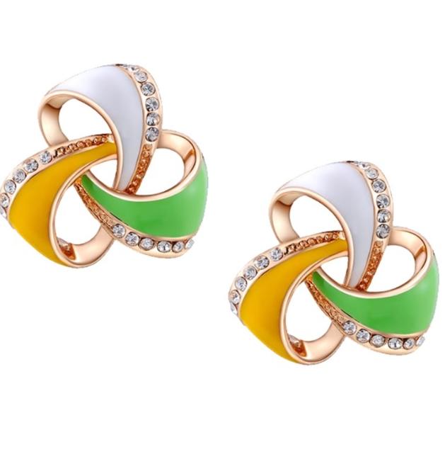 Rose Golden Plated Stone On Tricolor Fancy Stud Earrings in Germany