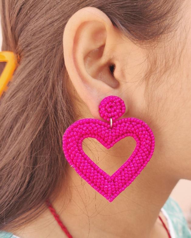Handcrafts Embroidery Earrings in berlin