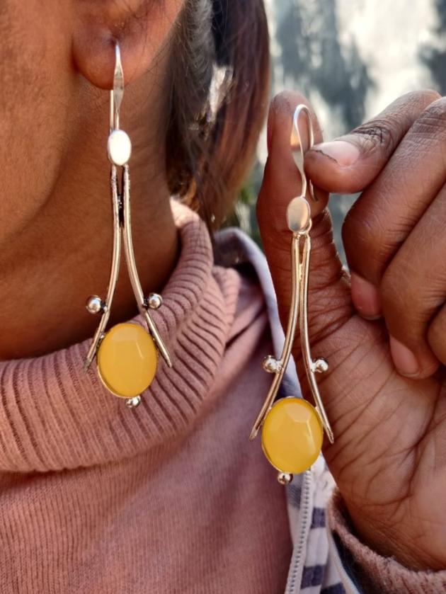Yellow Stone Silver Polished Earring in Germany