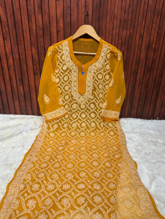 Ethnic Women's Georgette Chikankari Embroidery Straight Kurta in Berlin Namma Markt