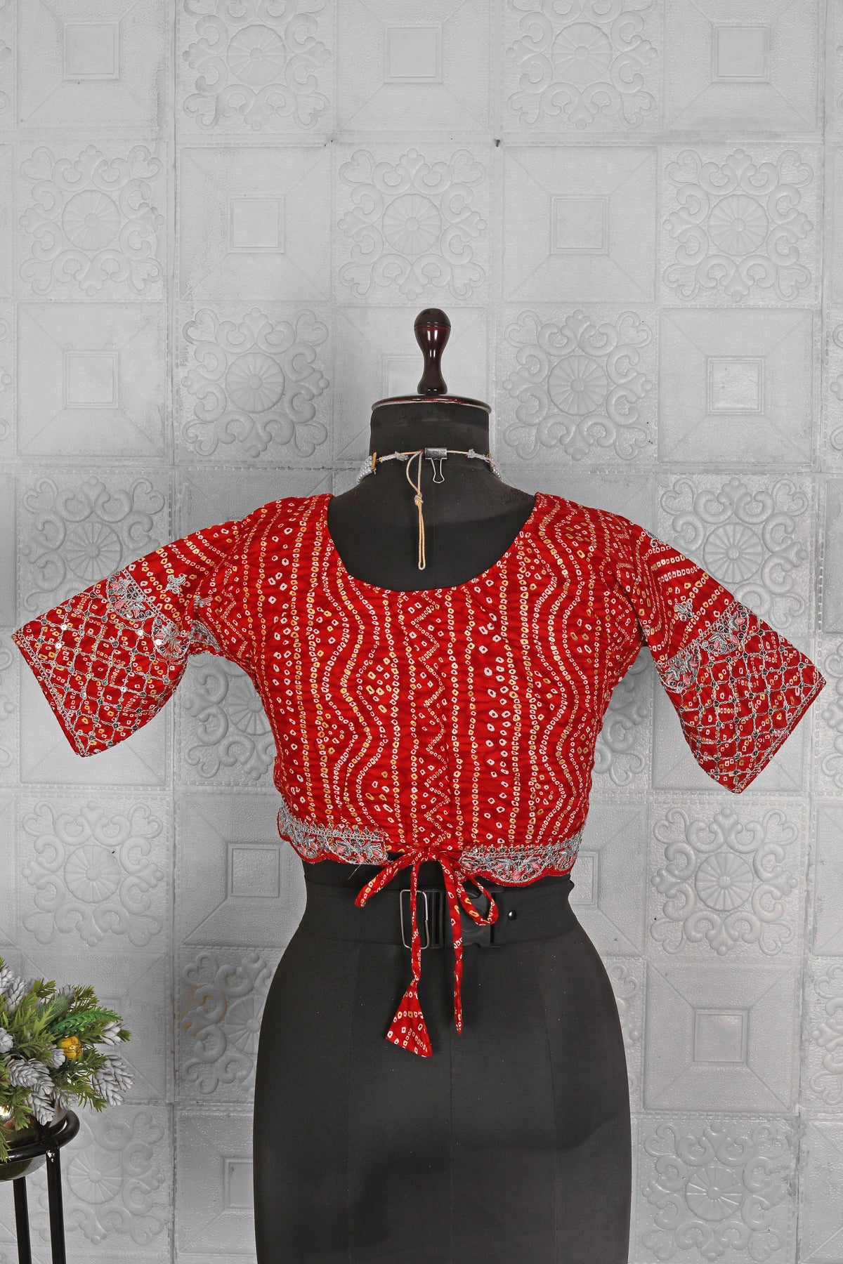 Pure Tissue Silk Saree in Munich