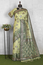 Women Silk Blend Saree in Berlin