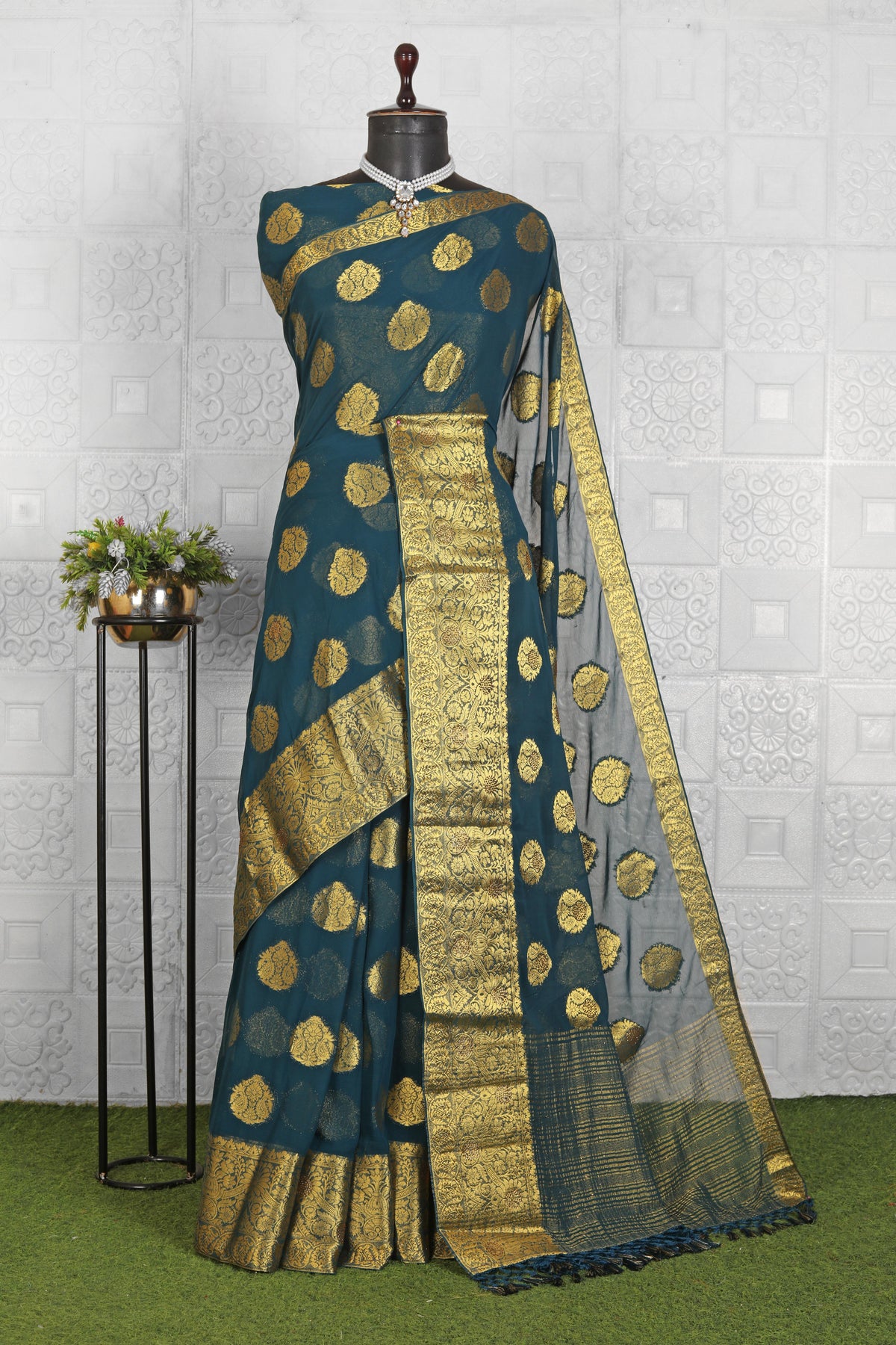Women Chanderi Silk Saree in Germany