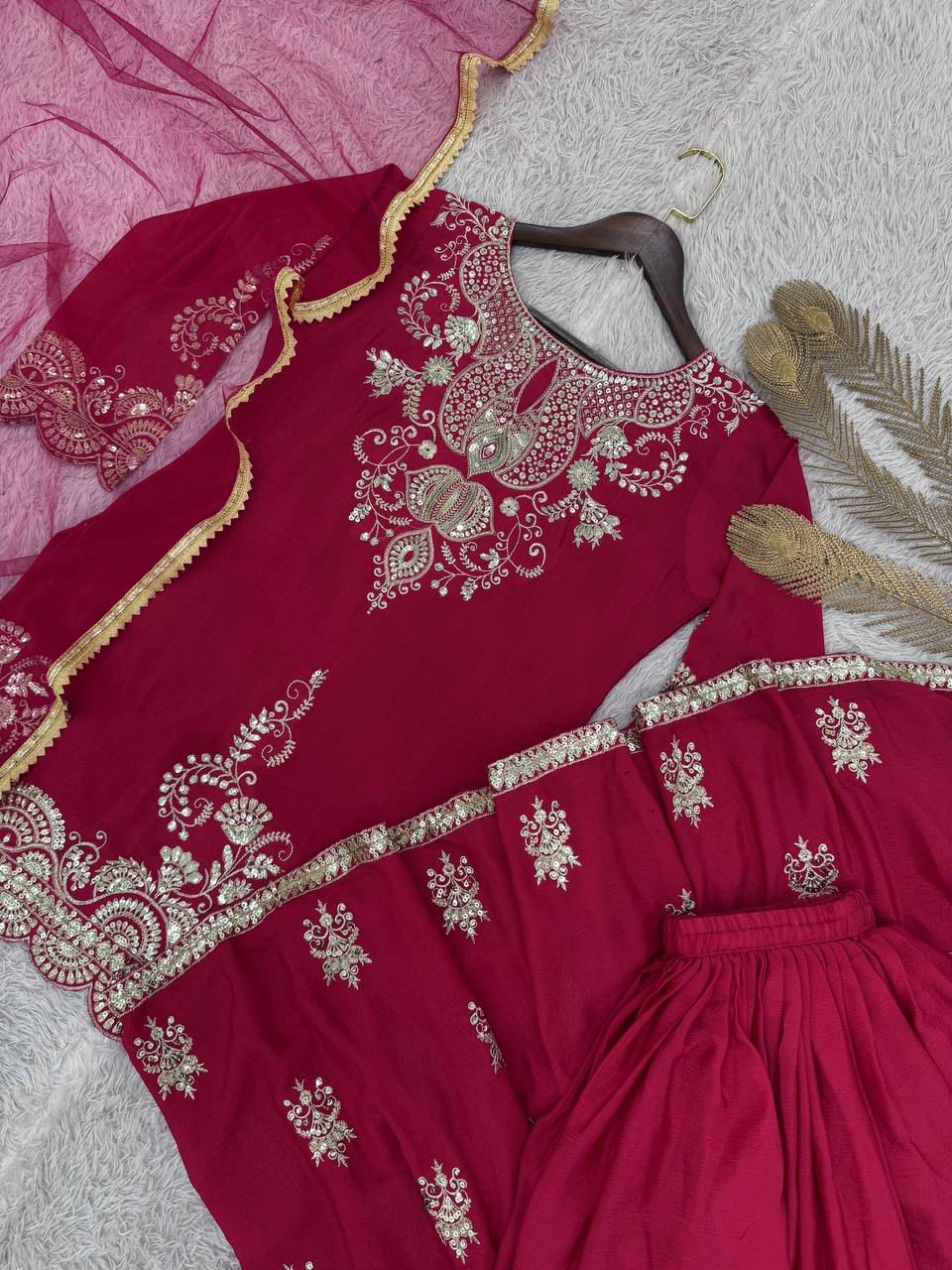 FANCY KURTI WITH BEAUTIFUL FLAIRED PLAZZO AND DUPATTA IN GERMANY