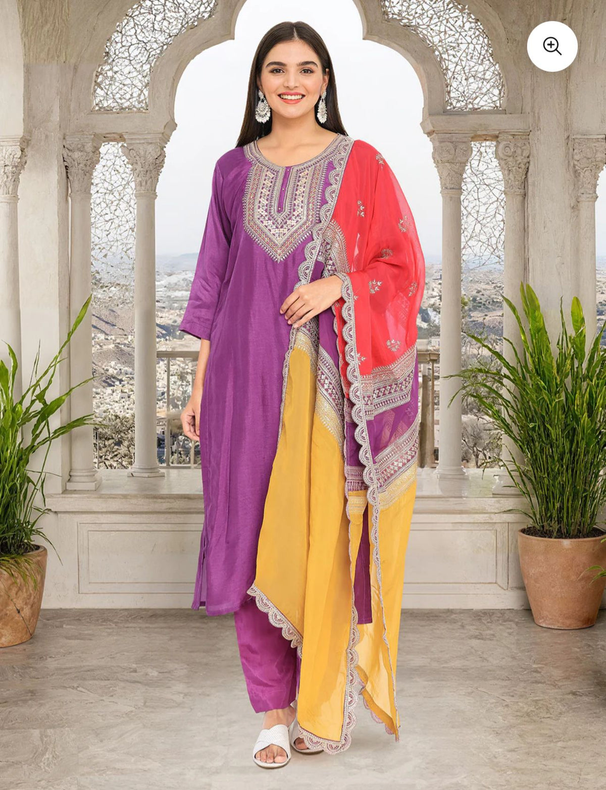 Purple Poly Silk Lace Scalloped Zari embroidery Straight fit kurta set in Berlin
