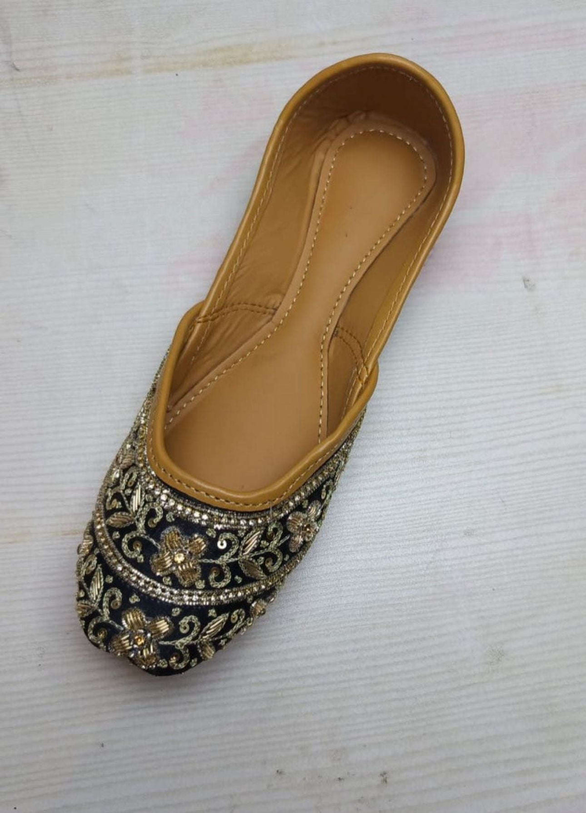 Black Punjabi Juttis Pure Leather in Germany Namma Markt