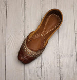 Brown Punjabi Juttis Pure Leather in Germany
