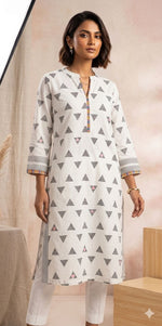 Beautiful geometric-print kurta in Germany