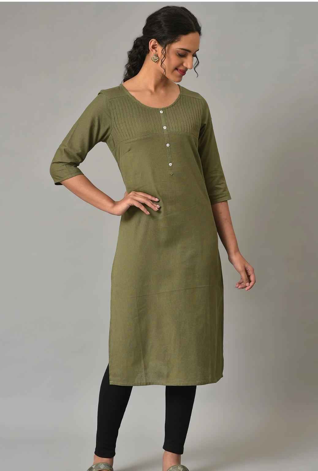 Green Solid Cotton kurta in Germany
