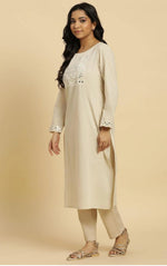 Off-White Cotton Kurta With Mirror Work in Germany