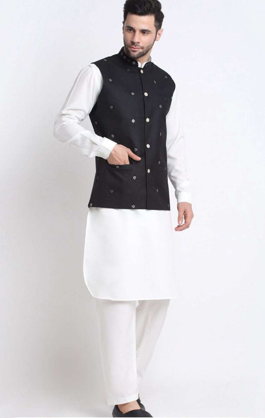 Mandarin Collar Pathani Kurta with Pyjamas & Nehru Jacket in Germany