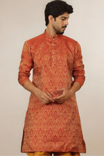 Men's Silk Blend Jacquard Paisley Kurta and Dhoti in Germany