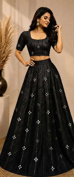 Black Embellished flared lehenga choli in Germany
