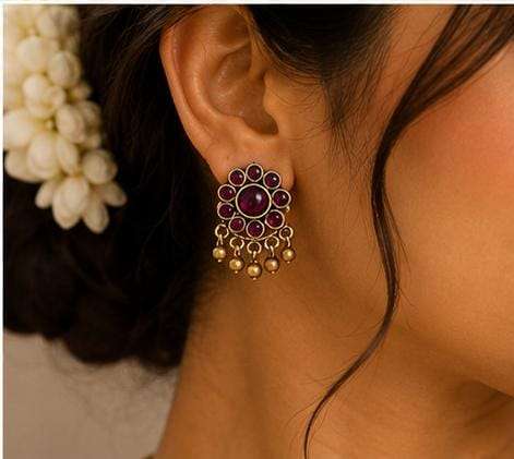 Traditional Antique Matte Gold Attigai Choker and Stud Earrings Jewellery Set in Germany