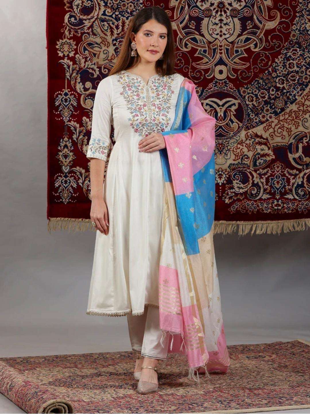 Women Viscose Rayon Kurta Pant Attached Dupatta Set in Germany