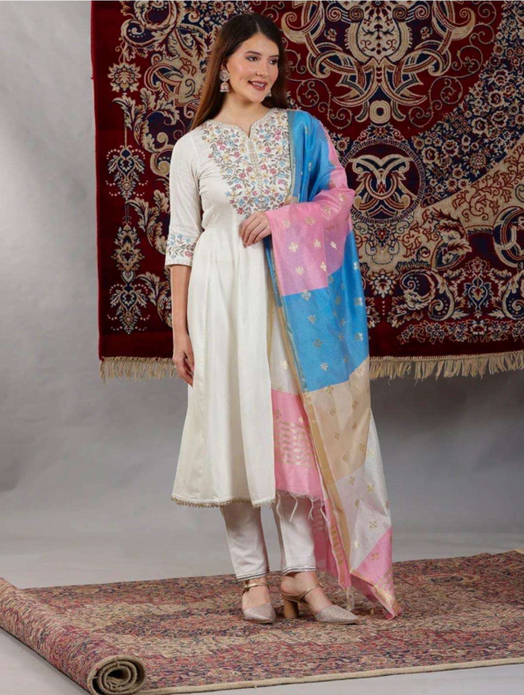 Women Viscose Rayon Kurta Pant Attached Dupatta Set in Germany