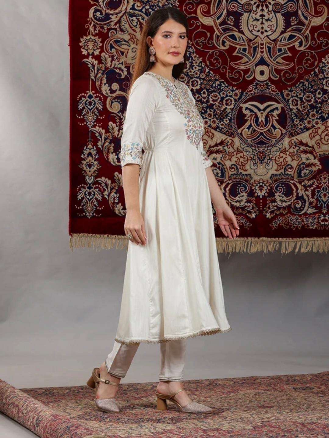 Women Viscose Rayon Kurta Pant Attached Dupatta Set in Germany