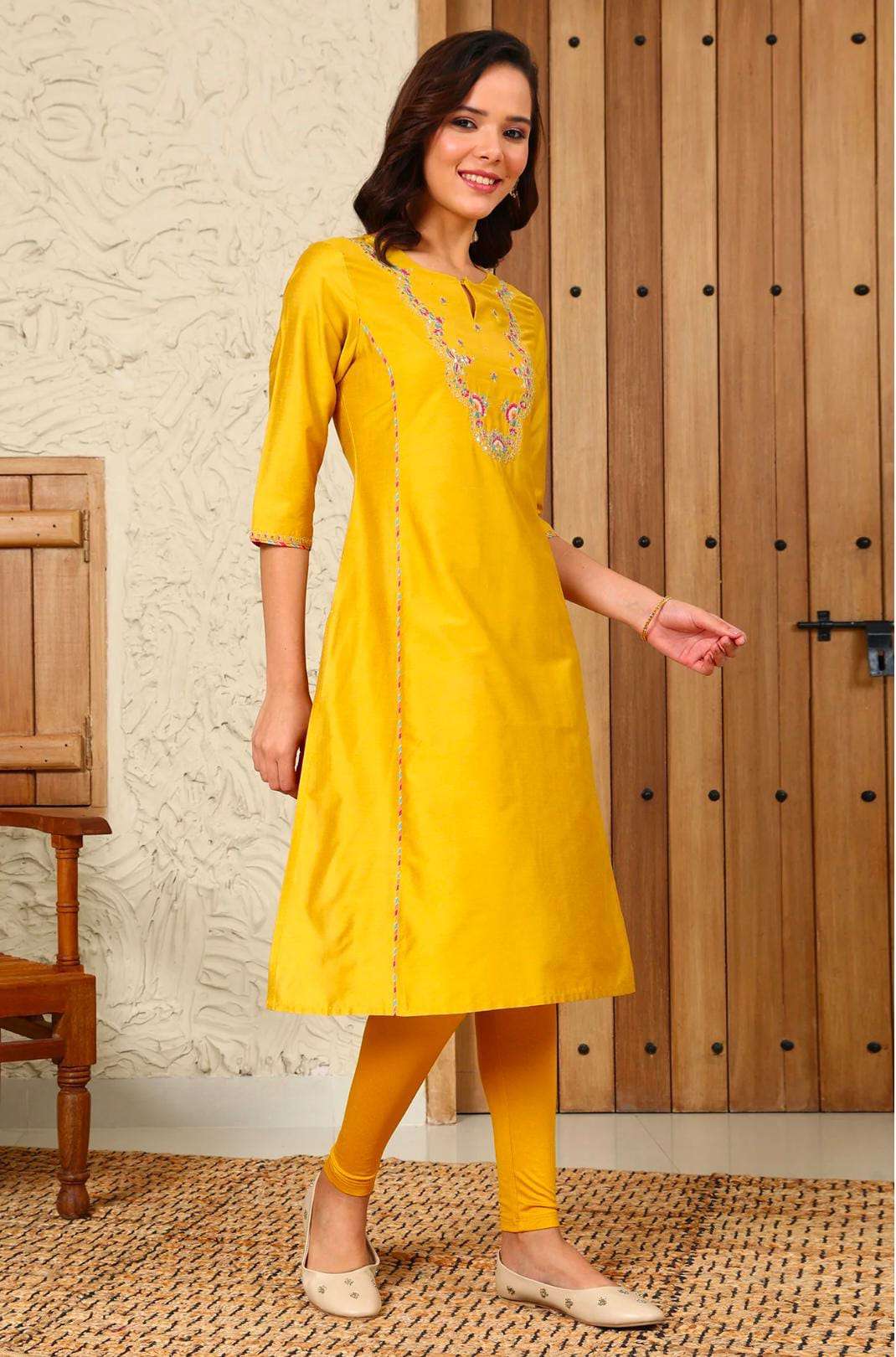 Yellow Solid Dori Embroidered Festive Straight Kurta with Pant in Berlin Namma Markt