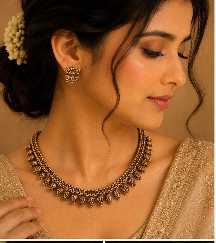 Antique Gold-Plated Elakkathali Choker Necklace and Earring Set in Germany