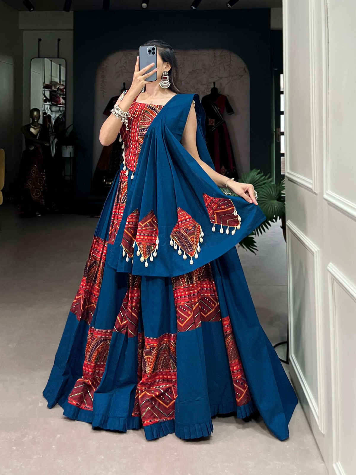Traditional Blue & Red Printed Navratri Chaniya Choli Set in Germany Namma Markt