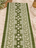 Green Floral Printed Cotton Blend Straight Suit Set With Dupatta in Berlin Namma Markt