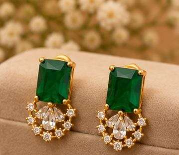 Elegant Emerald and American Diamond Choker Necklace Set in Germany Namma Markt