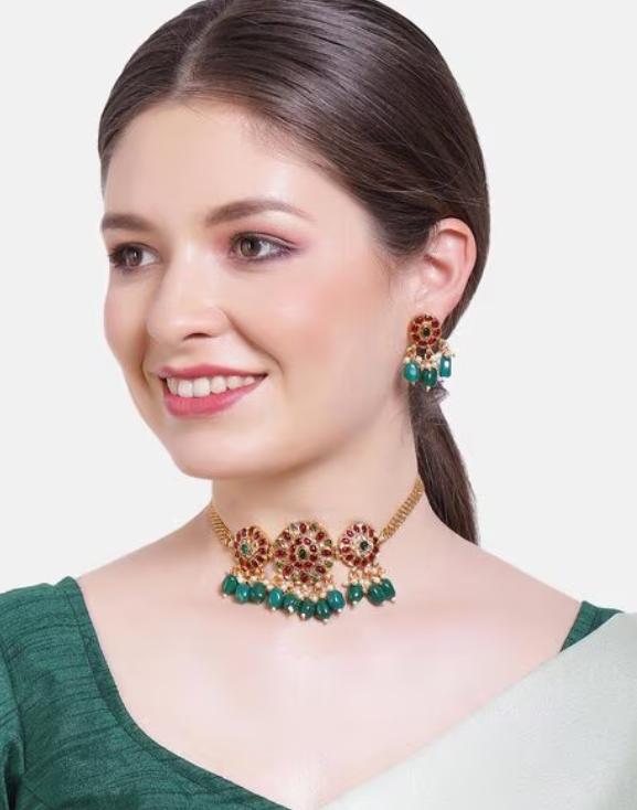 South Indian necklace with earrings in Berlin