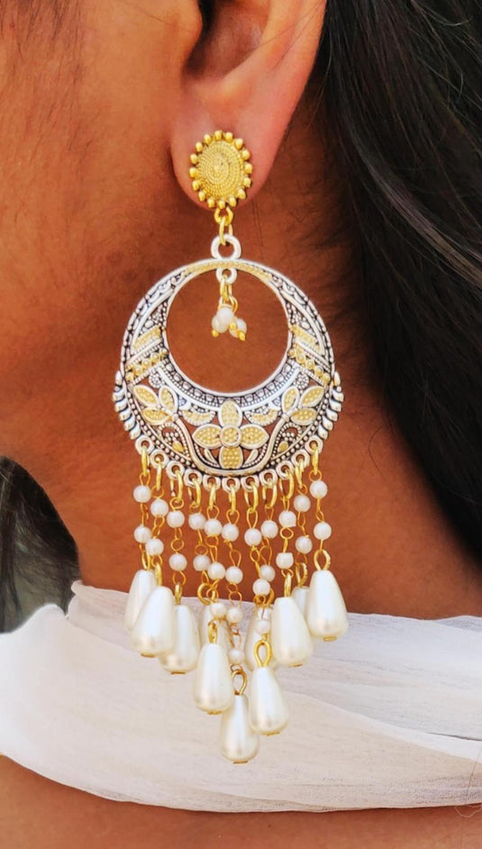 Gold plated Long Earring in Berlin
