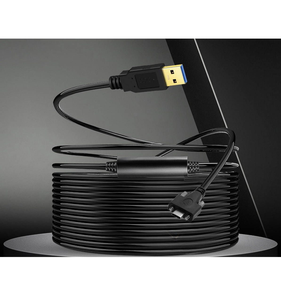 USB 3.1 Kabel 8 m Typ C Stecker zu 3.0 Typ A Stecker Schraube in Schwarz | System-S