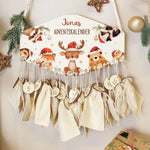 Personalisierter Adventskalender aus Holz mit Druckmotiv & Namen - Waldtiere Mütze