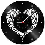 Wanduhr aus Vinyl Herzlich