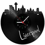 Wanduhr aus Vinyl Skyline Liverpool