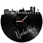 Wanduhr aus Vinyl Skyline Norderney