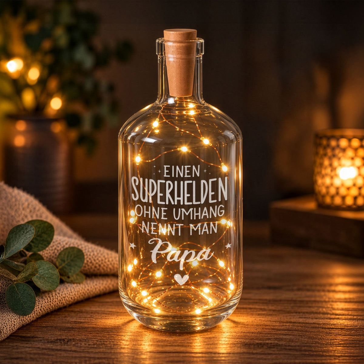 Flaschenlicht mit LED-Lichterkette und Gravur "Superheld Papa"