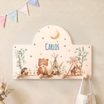 Personalisierte Garderobe fürs Kinderzimmer - Zelten