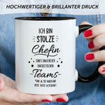 Bedruckte Tasse mit Spruch Stolze Chefin