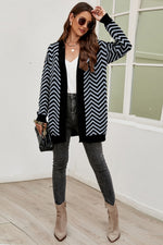 Relaxed Geometric Intarsia Cozy Soft Cardigan In Grey & Black