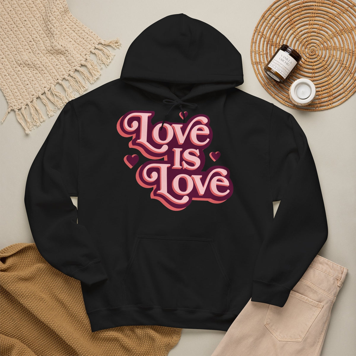 Love Is Love Hoodie – Retro Herz Pride Kapuzenpullover