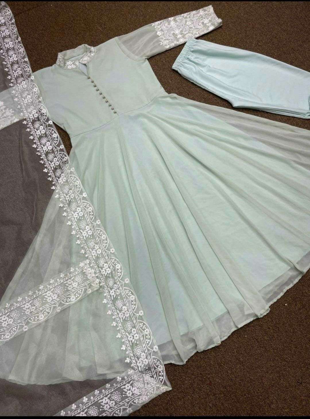 Party Wear Gown In Germany