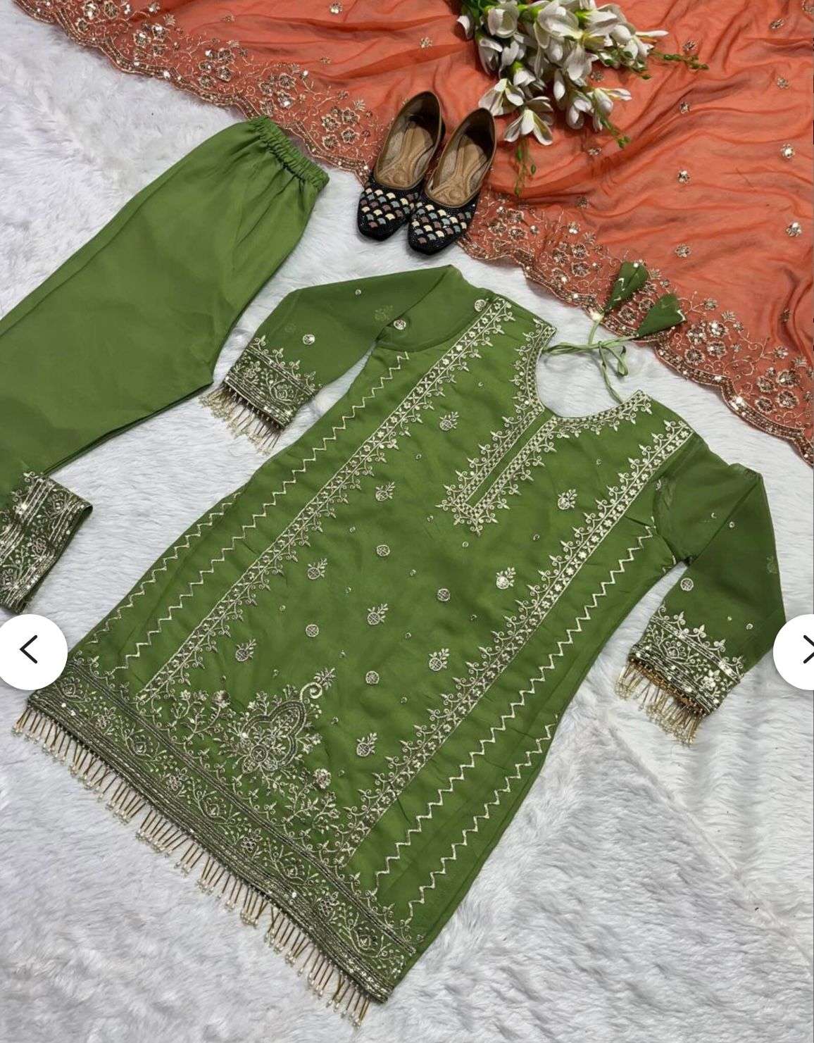Punjabi Outfit In Germany
